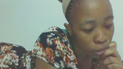 cutie_pie_hot live cam on Cam4