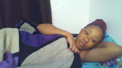 cutie_pie_hot live cam on Cam4