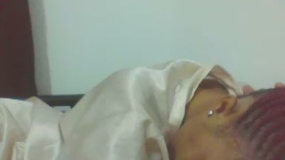 cutie_pie_hot live cam on Cam4
