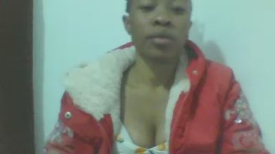 cutie_pie_hot live cam on Cam4
