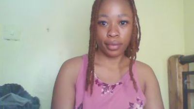 cutie_pie_hot live cam on Cam4