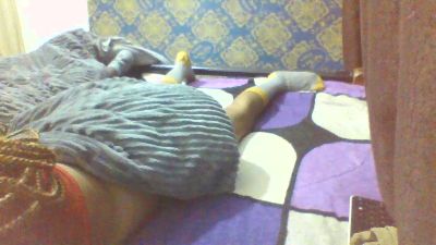 cutie_pie_hot live cam on Cam4