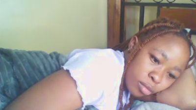 cutie_pie_hot live cam on Cam4