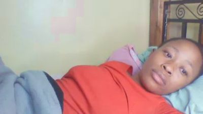 cutie_pie_hot live cam on Cam4