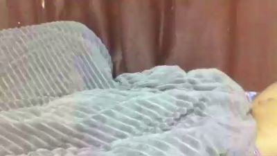 cutie_pie_hot live cam on Cam4