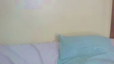 cutie_pie_hot live cam on Cam4