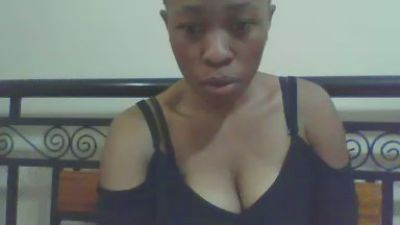 cutie_pie_hot live cam on Cam4