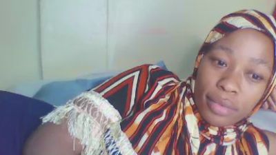 cutie_pie_hot live cam on Cam4