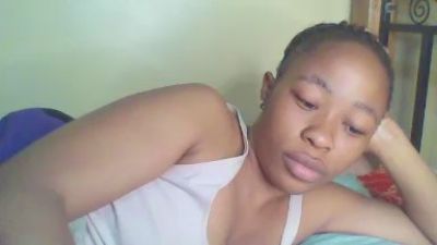 cutie_pie_hot live cam on Cam4