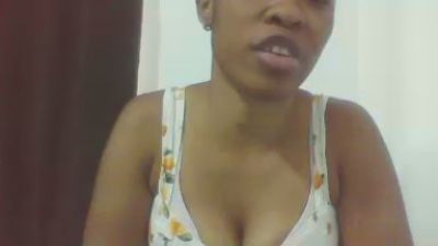 cutie_pie_hot live cam on Cam4