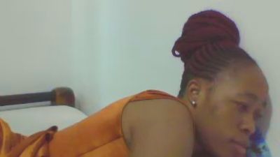 cutie_pie_hot live cam on Cam4