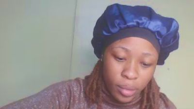 cutie_pie_hot live cam on Cam4
