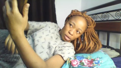 cutie_pie_hot live cam on Cam4