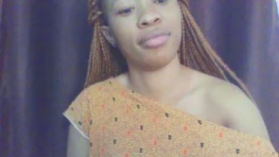 cutie_pie_hot live cam on Cam4