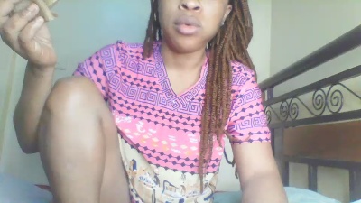 cutie_pie_hot live cam on Cam4