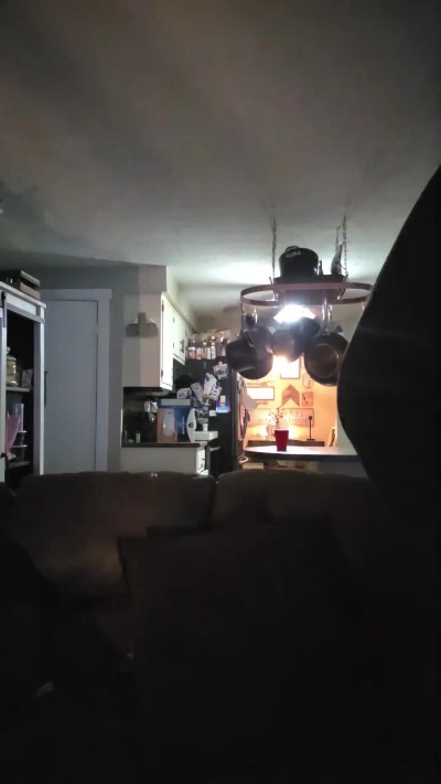 cuttdog2 live cam on Cam4