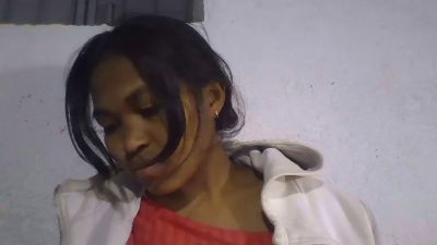 cynthia72 live cam on Cam4
