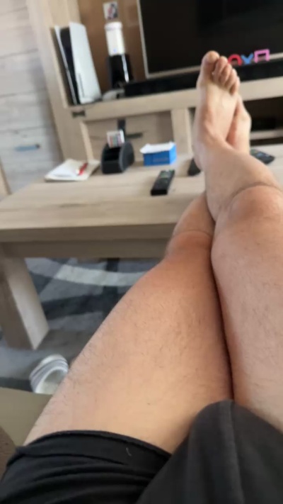 cyrilouri live cam on Cam4