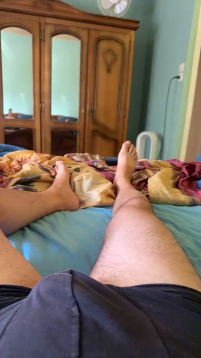 cyrilouri live cam on Cam4