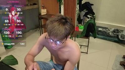 daemongreen live cam on Cam4
