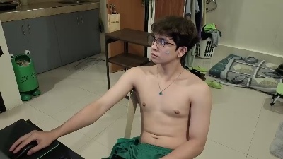 daemongreen live cam on Cam4