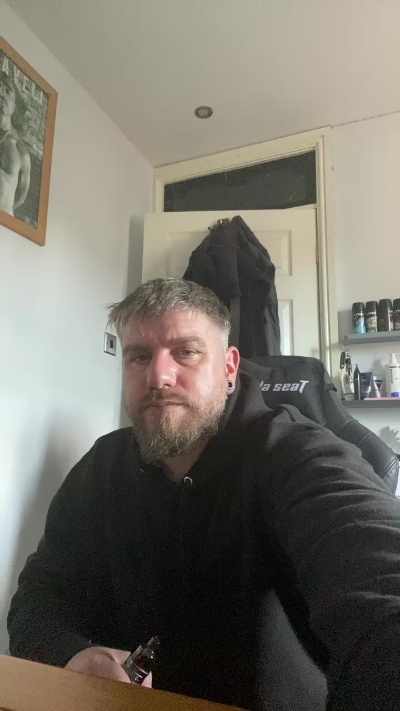 daffyduck_fun live cam on Cam4