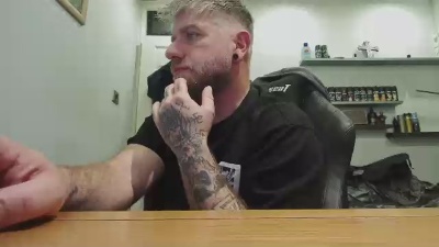 daffyduck_fun live cam on Cam4