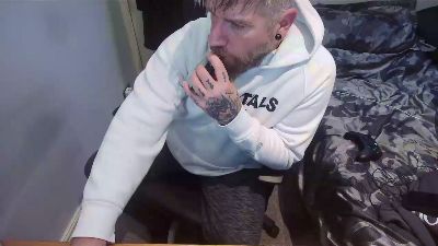 daffyduck_fun live cam on Cam4