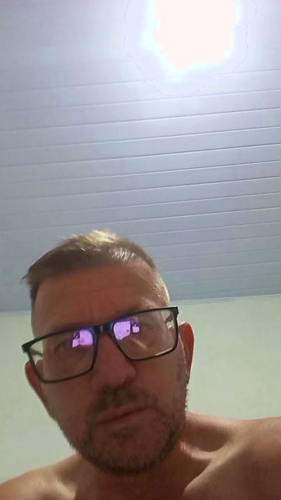 daguia72 live cam on Cam4