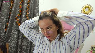 dalila_kemur live cam on Cam4