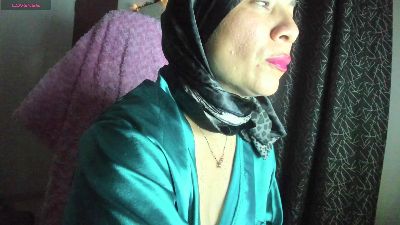 dalila_kemur live cam on Cam4