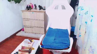 dalila_milf live cam on Cam4