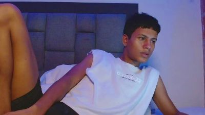 damian_delux live cam on Cam4