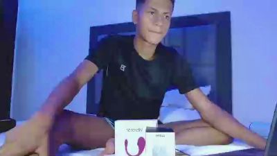 damian_delux live cam on Cam4