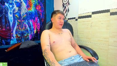 damian_miller7 live cam on Cam4