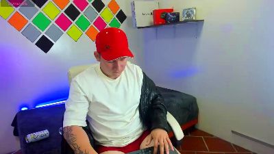 damian_miller7 live cam on Cam4