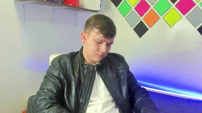 damian_miller7 live cam on Cam4