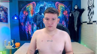 damian_miller7 live cam on Cam4
