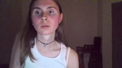 dancingdoll live cam on Cam4