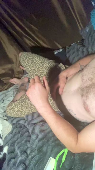 dandanrevoluti3 live cam on Cam4