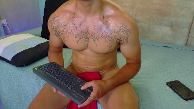 daniel_biig live cam on Cam4