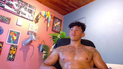daniel_biig live cam on Cam4