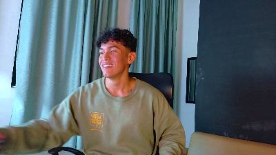 daniel_biig live cam on Cam4