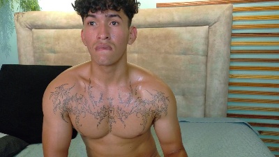 daniel_biig live cam on Cam4