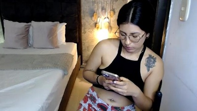 daniela_castroo live cam on Cam4