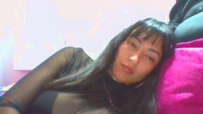 daniela_mis live cam on Cam4