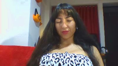 daniela_mis live cam on Cam4