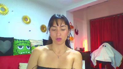 daniela_mis live cam on Cam4