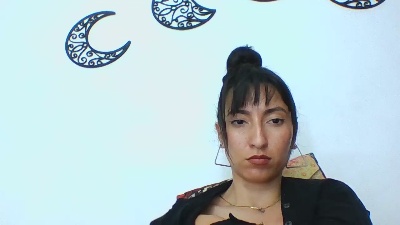 daniela_mis live cam on Cam4