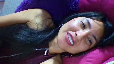 daniela_mis live cam on Cam4